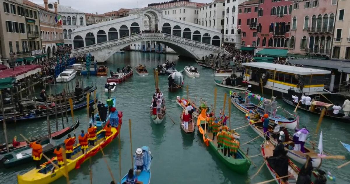 Continuano le celebrazioni a Venezia per il Carnevale di giorno e di notte